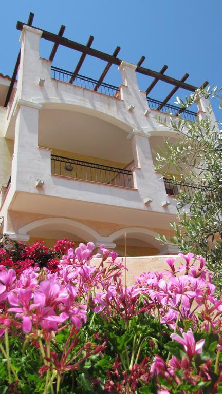 سانتا تيريزا غالّورا Residence Olimpo المظهر الخارجي الصورة